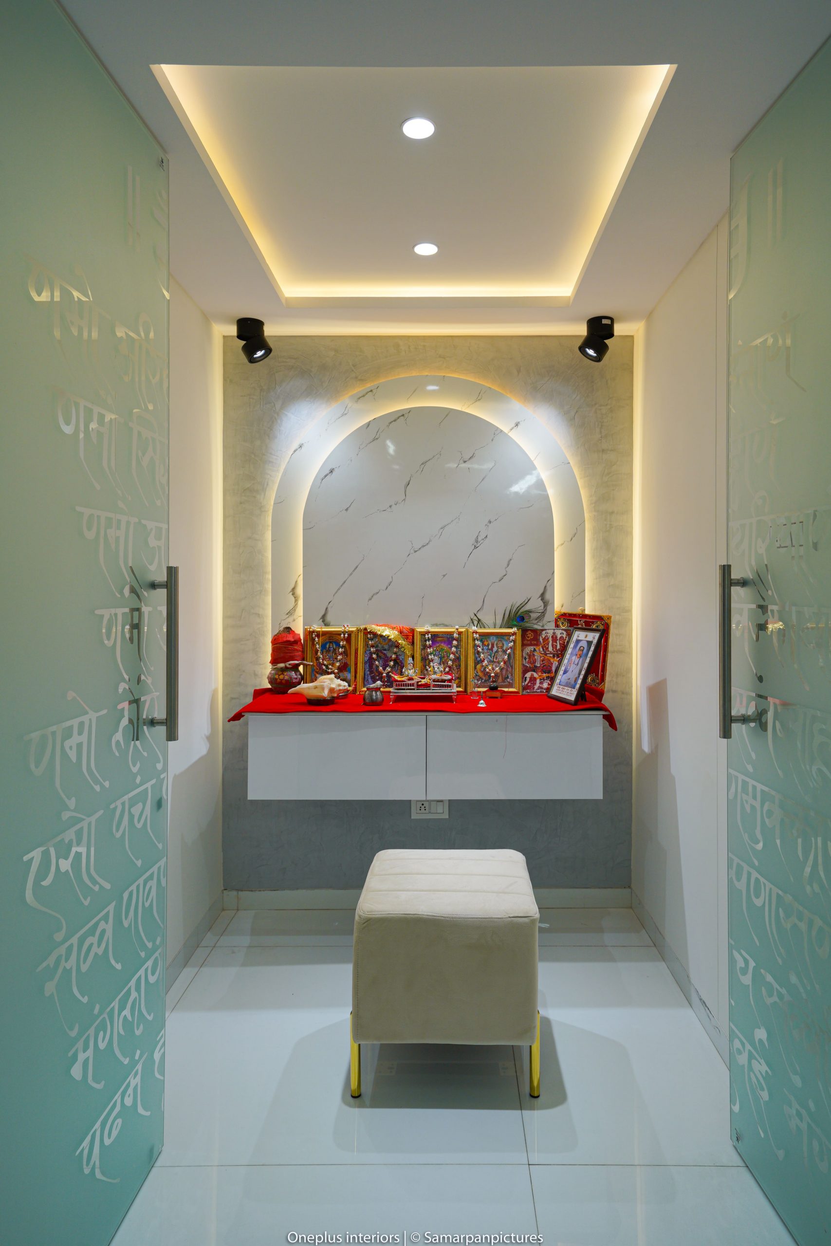 ROYAL PARADISE